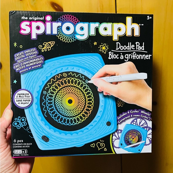 KIDS SPIROGRAPH —BRAND NEW IN PACKING—GREAT GIFT FOR ALL AGES—DRAWING FUN - Picture 7 of 11